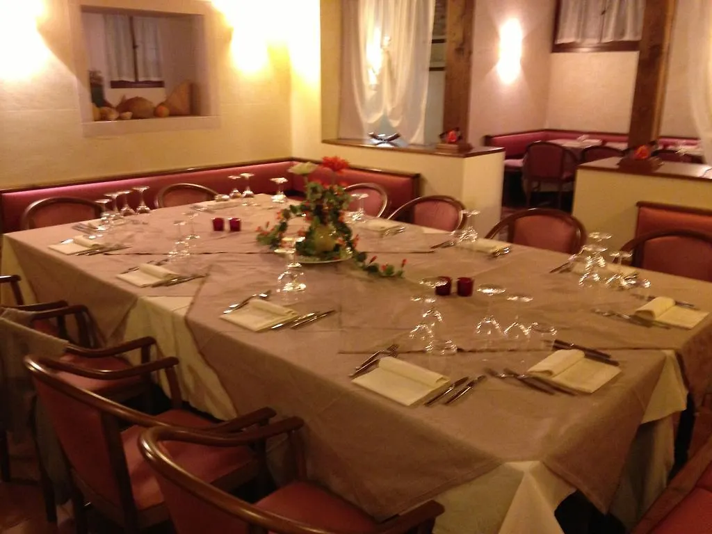 Albergo Ristorante Flora Vittorio Veneto Hotel