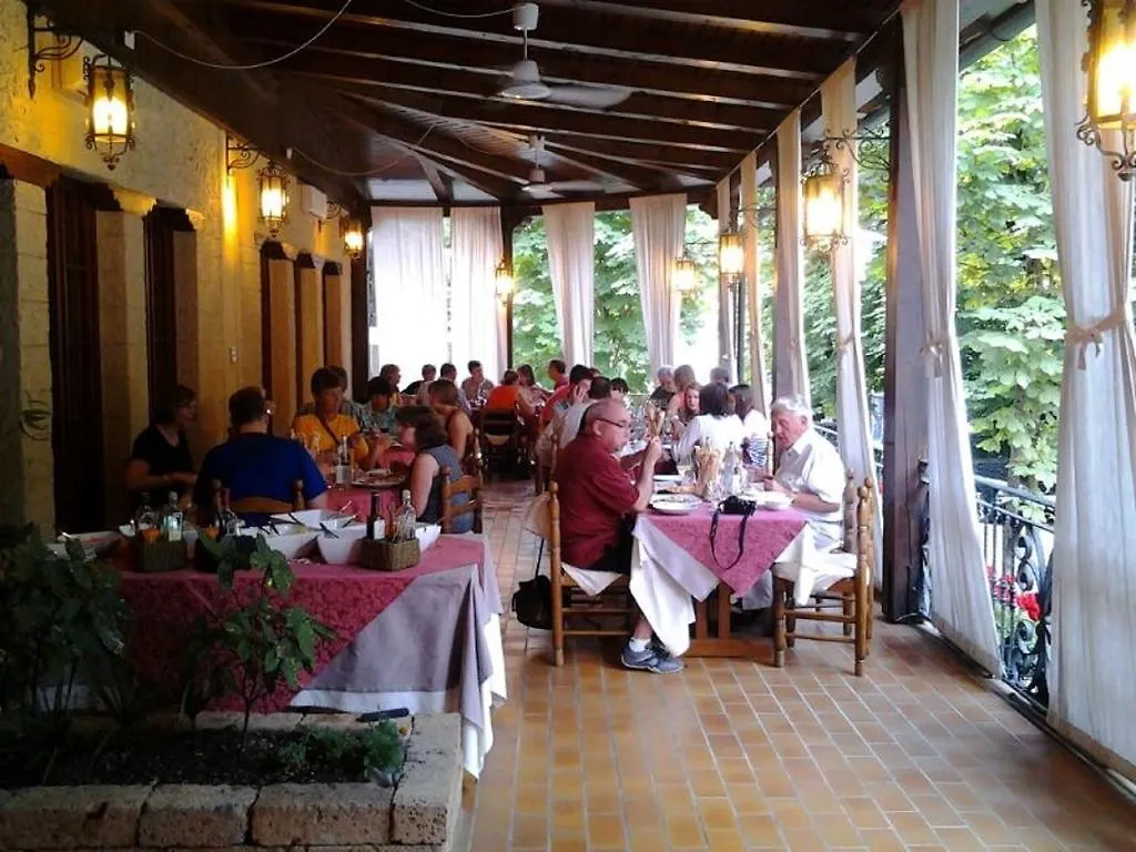 Albergo Ristorante Flora Vittorio Veneto Italien