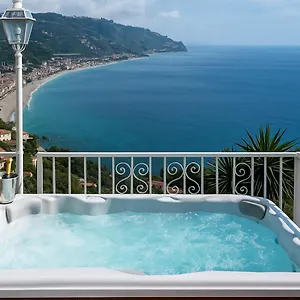 https://dream-view-suites.taorminaitalyhotels.com