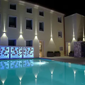 Inn Residenza Ai Capitelli