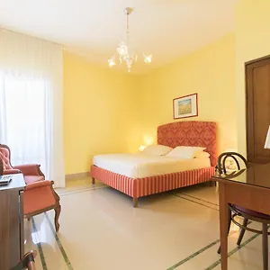 https://palumbo.barihotels.org